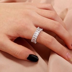 Baguette Zircon Decor Ring